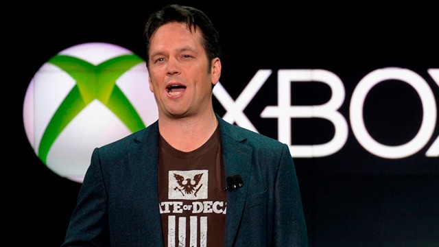 Фил Спенсер рассказывает об обратной совместимости на Xbox One