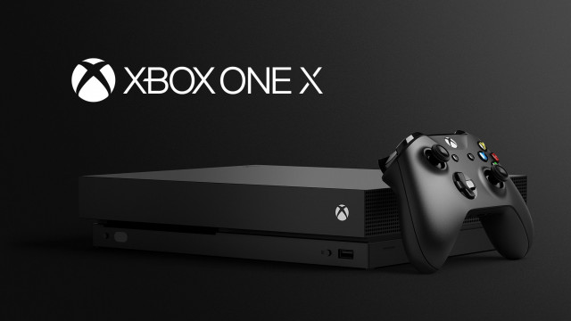 Microsoft не считает PS4 Pro конкурентом Xbox One X