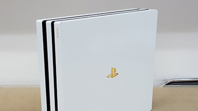 Продажи белой PS4 Pro могут начаться 7 ноября