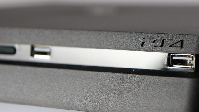 Slim-версия PlayStation 4 будет поддерживать Wi-Fi в диапазоне 5 ГГц