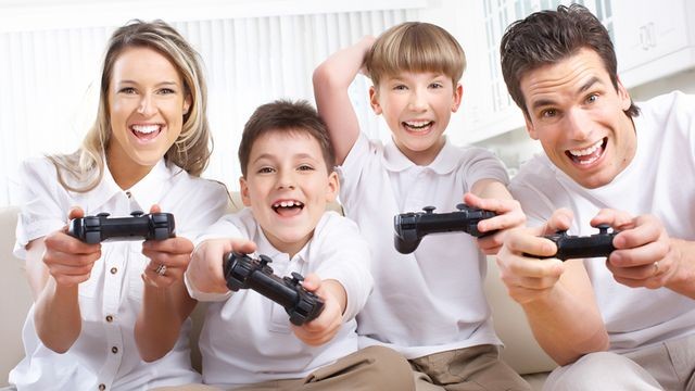 «Папа, передай геймпад» — правдивая история родителей-геймеров