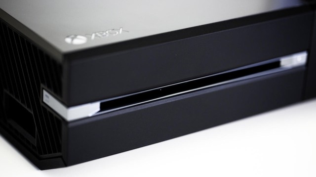 Слух: Xbox One может стать легче и дешевле